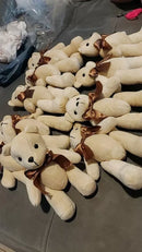 Kit 10 ursinhos articulados PP -20 cm marrom claro ou creme com laço de cetim.